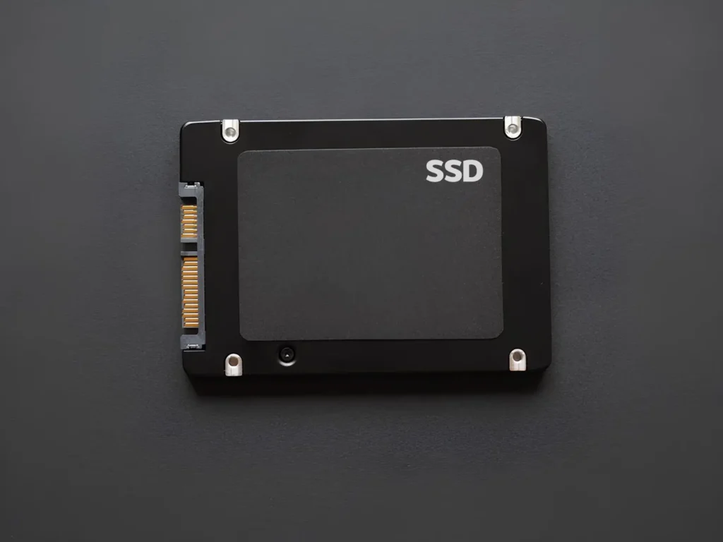 hosting SSD vs HDD características SSD